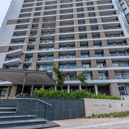 Top Floor Menlyn Maine Studio Apartment With Stunning Views & No Load Shedding Pretoria Exterior photo